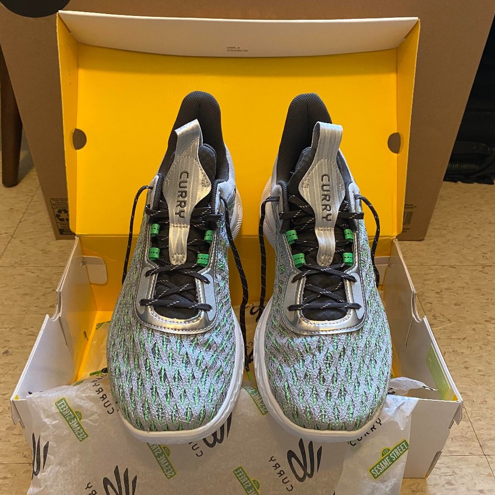NWB Under Armour Curry Flow 9 "Talking Trash" (Oscar) Size 12
